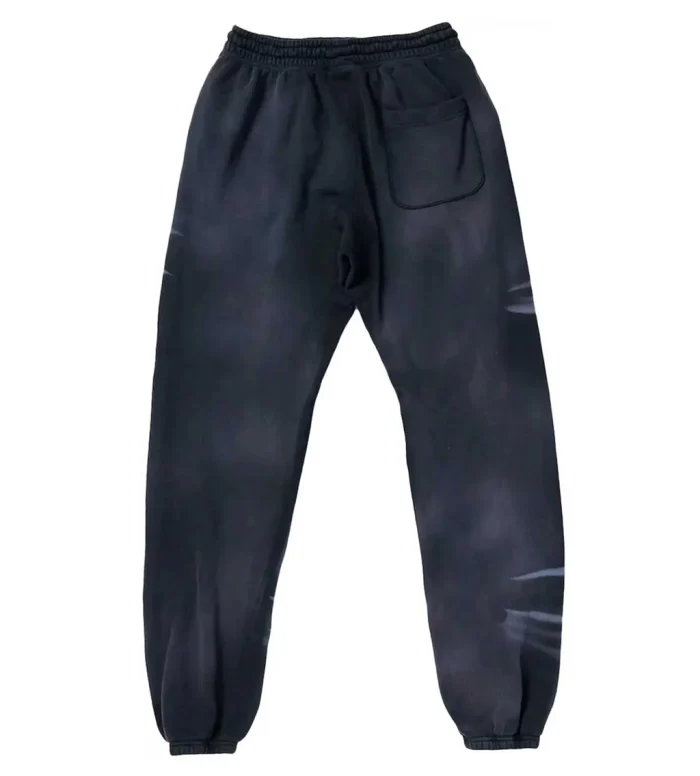 Hellstar Airbrushed Skull Sweatpants Black - Image 3